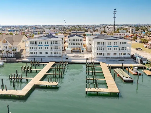 136 W Cotter Ave #4, Pt Aransas, TX 78373