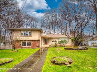 11 Shields Pl, Staten Island, NY, 10301
