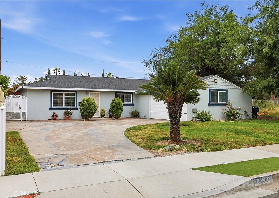 1st image of 456 N Linden Pl