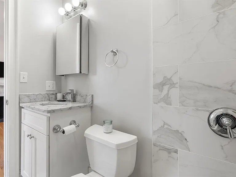 62 W Cedar St #3 — Photo 13