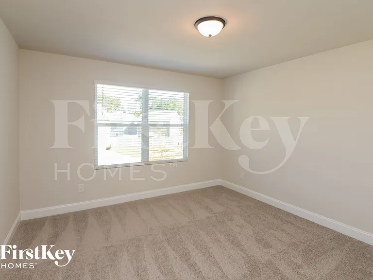 5423 Cobblestone Glen Dr — Photo 12