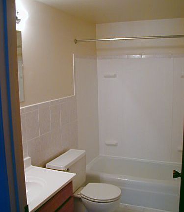 5th image of 251 Jefferson Ave #37