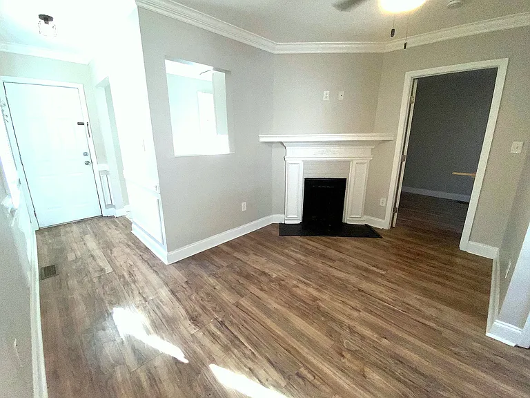 536 E Park Ave #C — Photo 4