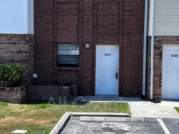 8935 Cochise Ln, Port Richey, FL 34668