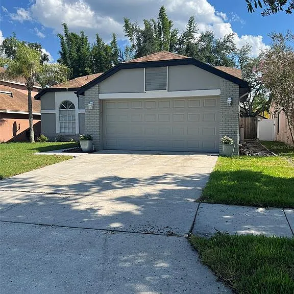 1019 Gotwalt Dr — Photo 2