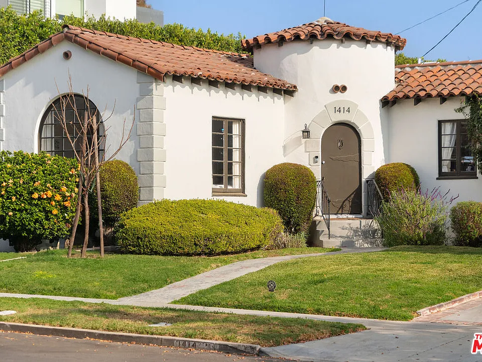 1414 S Curson Ave