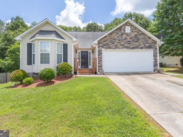 128 Ramsey St, Lavonia, GA 30553