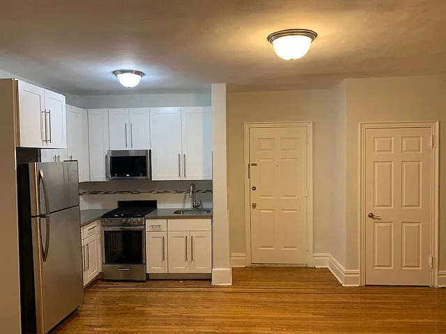 263 Franklin Ave Apartments — Photo 2