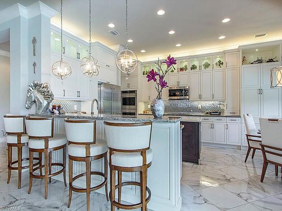 5th image of 10272 Gulfstone Ct