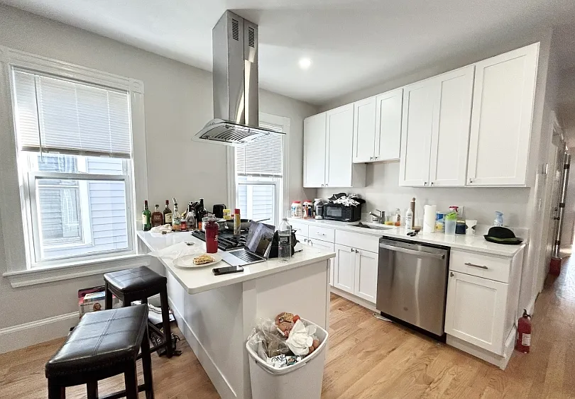 74 Marine Rd #3A