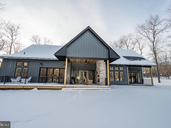 824 Fern Loop, McHenry, MD 21541