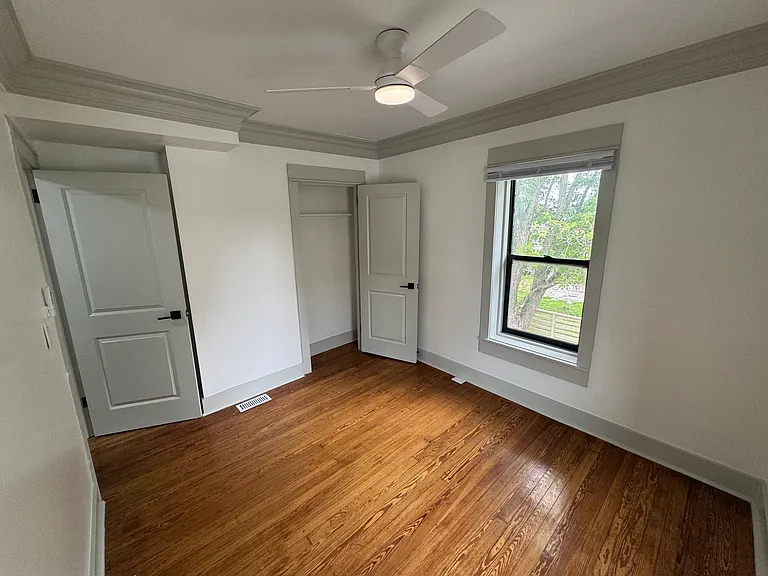 Light & bright 2nd bedroom!