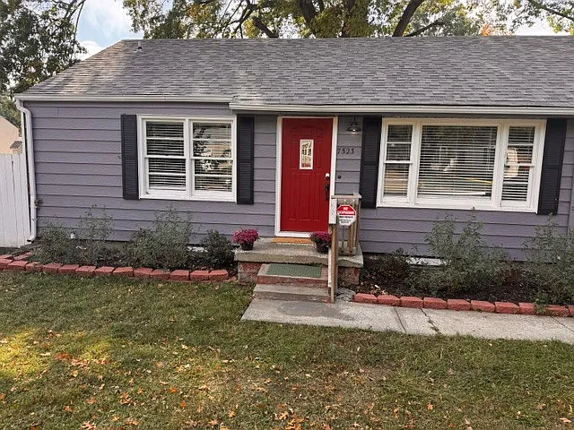 7523 W 64th Ter