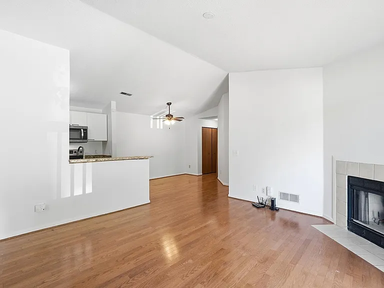 76 View Terrace Dr #9 — Photo 12
