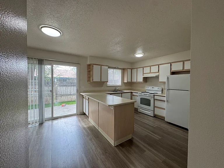 4343 W Rose Hill St #4301-202 — Photo 10