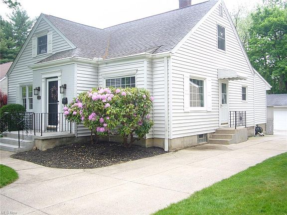 3rd image of 1540 17th St