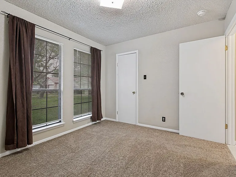 6991 Sunset Village Dr — Photo 13