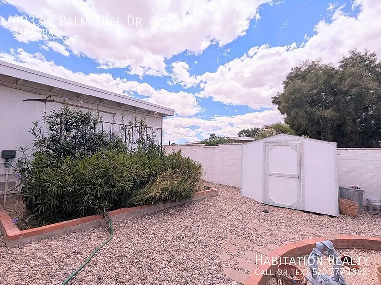 8933 E Palm Tree Dr — Photo 24