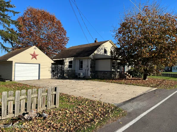 168 Bissets Ln, Bloomsburg, PA 17815