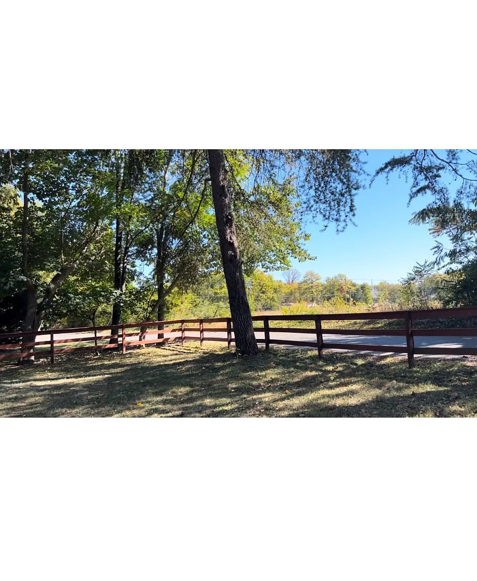 Good Neighbors Rd, Franklin — Photo 3