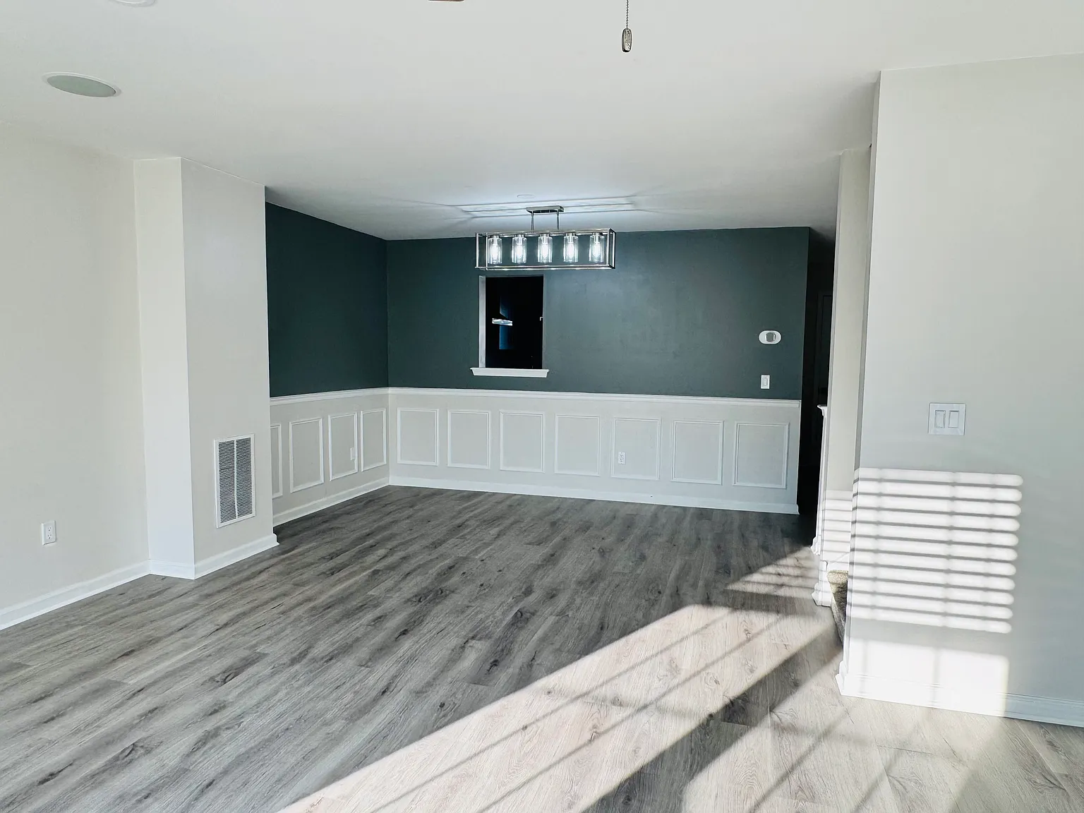 3 bed, 2068 sqft, $3,000 — Photo 3