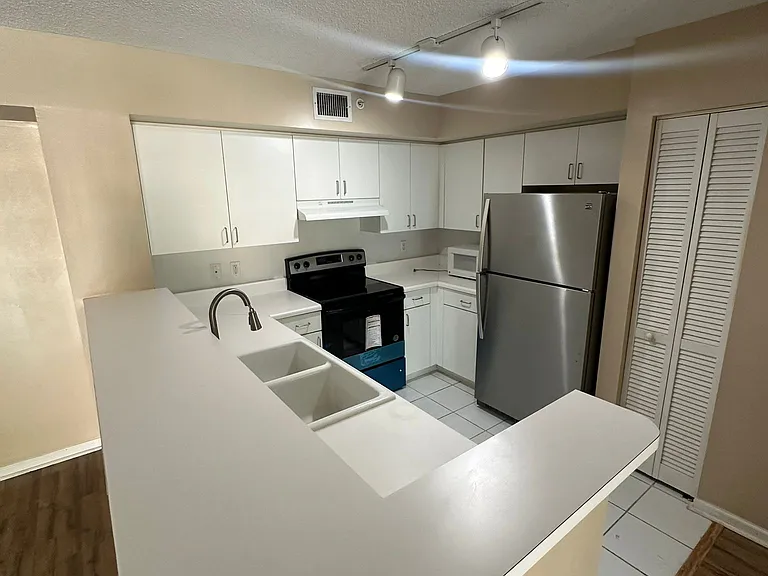 205-4828 State Highway 205 #205 — Photo 54