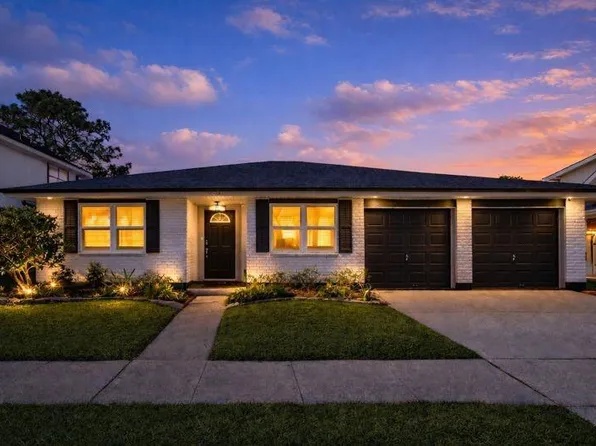 3205 Lake Trail Dr, Metairie, LA 70003