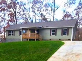 838 W J St, Newton, NC 28658