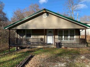 172 Joy Ln, Ashland, KY 41102