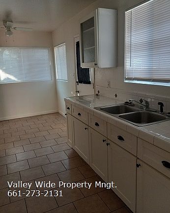 5th image of 429 Langhorn St