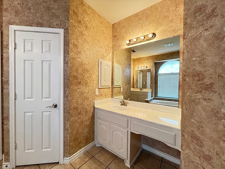 4636 Rush River Trl — Photo 18