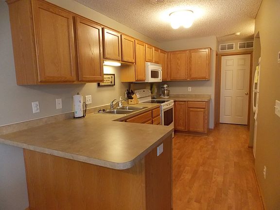 Spacious Kitchen!