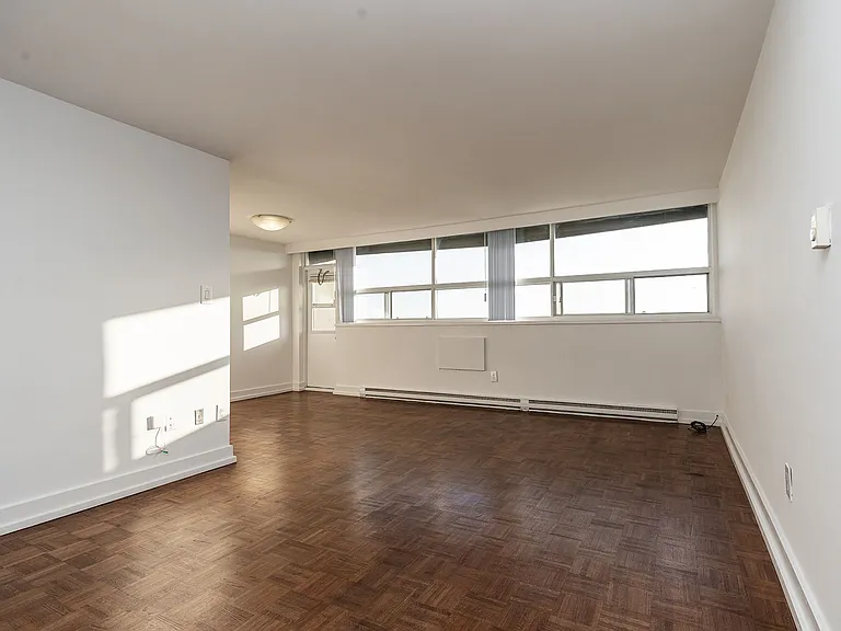 265 Dixon Rd — Photo 24