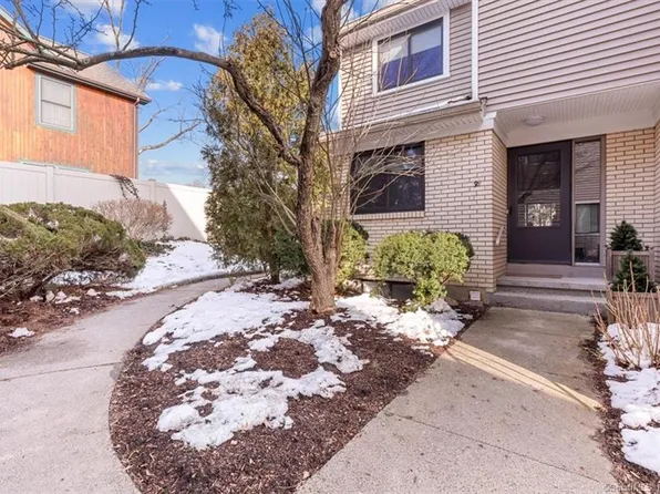 10 Mead Street #9, Stamford, CT 06907