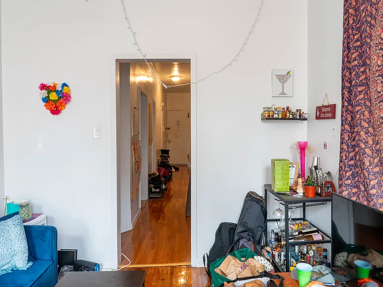 401 W 47th St #11 — Photo 24