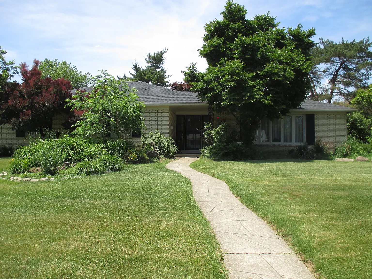 1433 Sherbrooke Pl photo 1