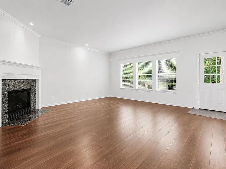 174 E Spindle Tree Cir — Photo 16