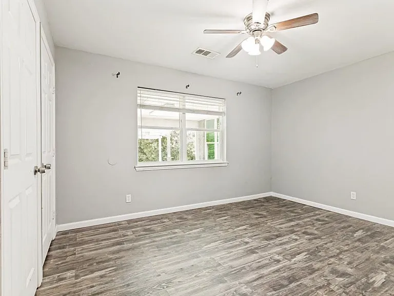 5786 Rockhill Rd — Photo 7