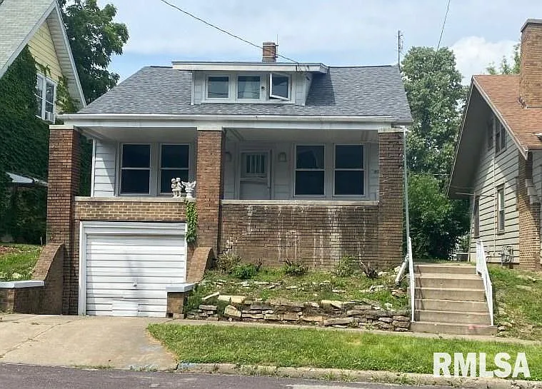 515 W Loucks Ave photo 1
