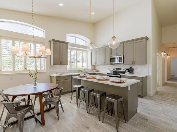 5929 W LOUISE Drive, Glendale, AZ 85310