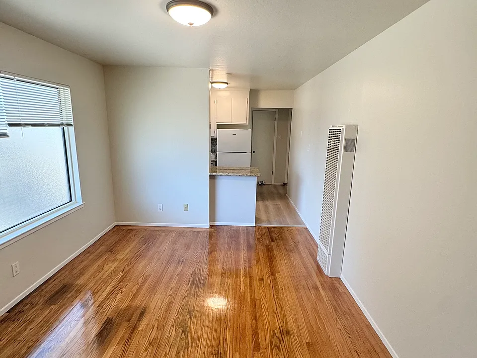 4211 Moraga St #22