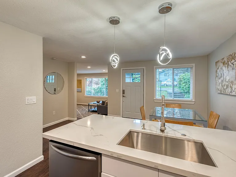 14213 Admiralty Way #A — Photo 10