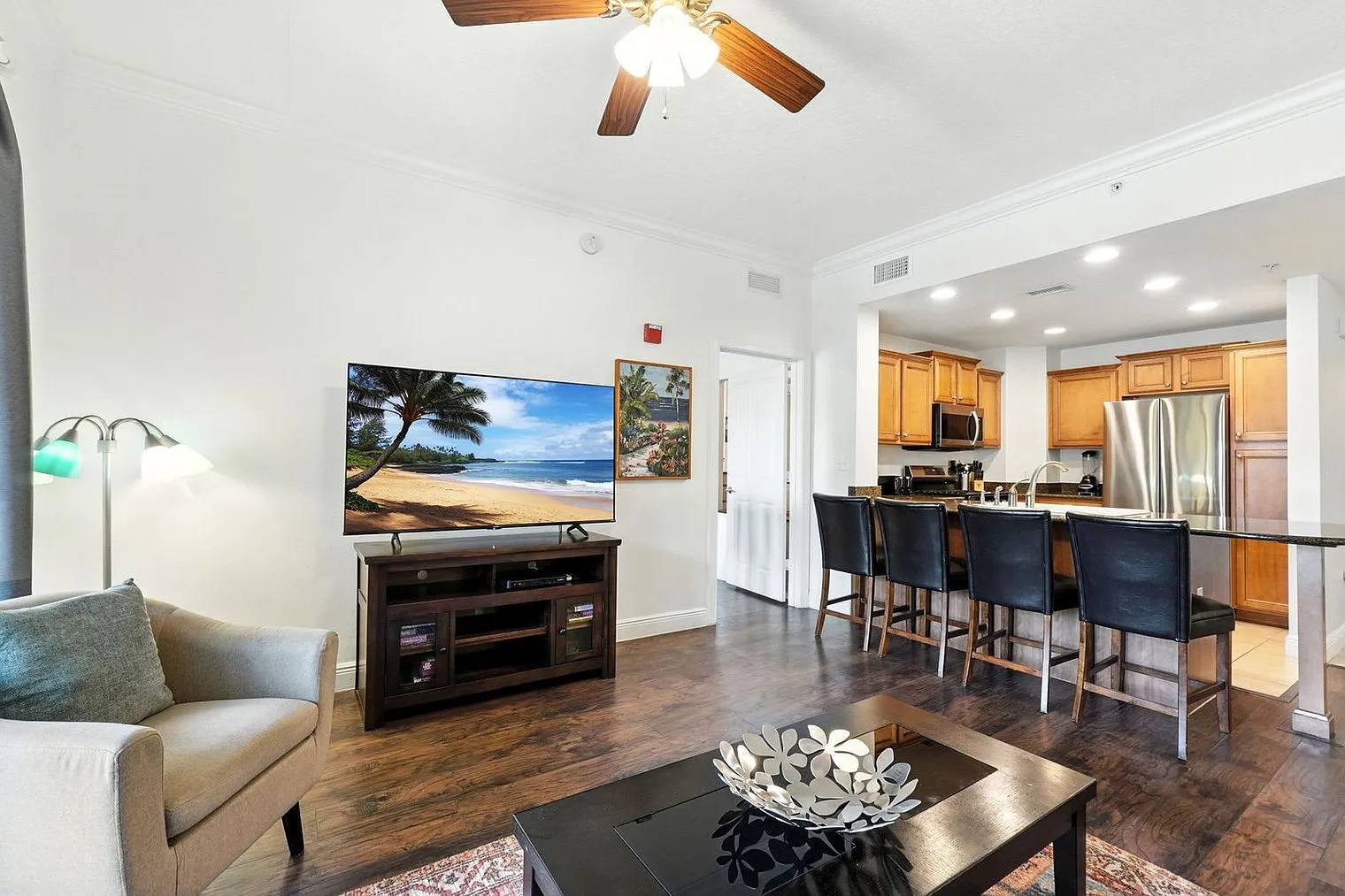 3 bed, 2.0 bath, 1345 sqft, $3,105 — Photo 1