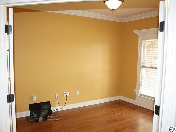 5th image of 6711 Mountain Ledge Dr SE