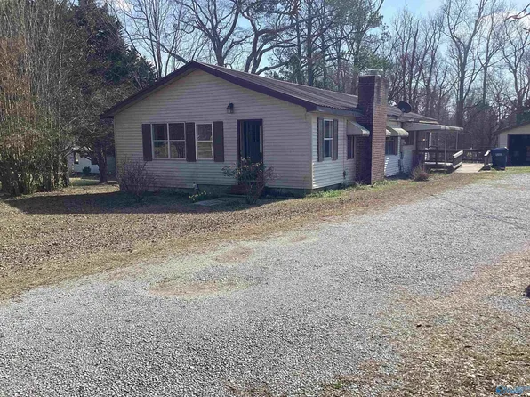 3749 Oak St, Gadsden, AL 35903