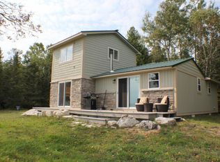 40600 S Cream City Point Rd, Drummond Island, MI 49726