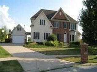 9281 Ruth Ct, Saint John, IN 46373