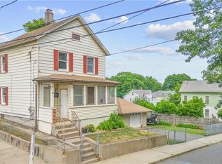 13 Bartlett St, Meriden, CT 06451