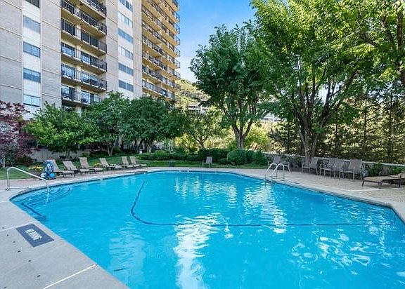 2nd image of 875 S Donner Way E #707