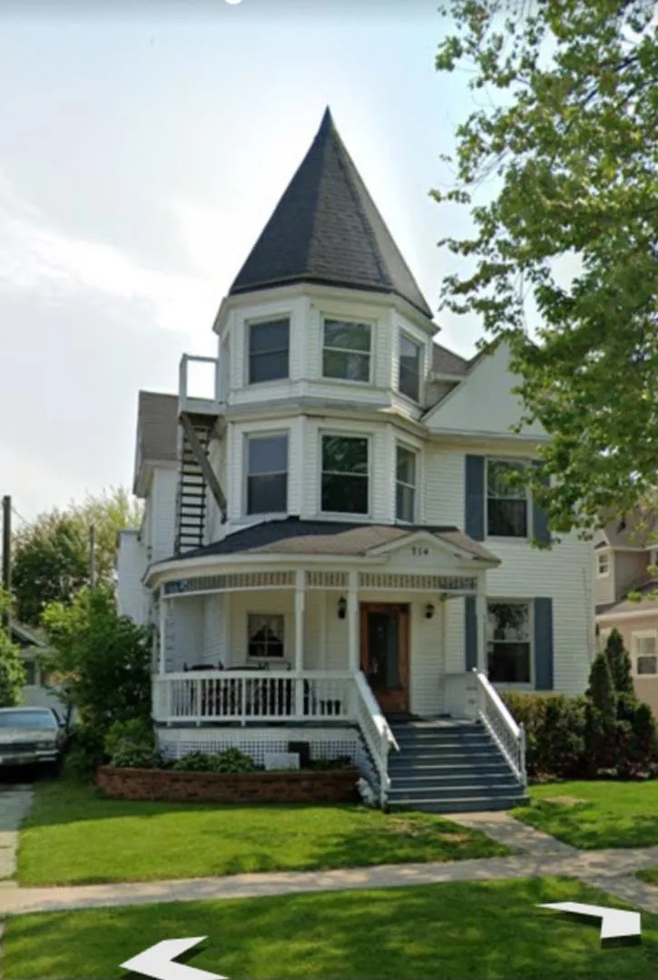714 Lincoln Ave. - 4 — Photo 3